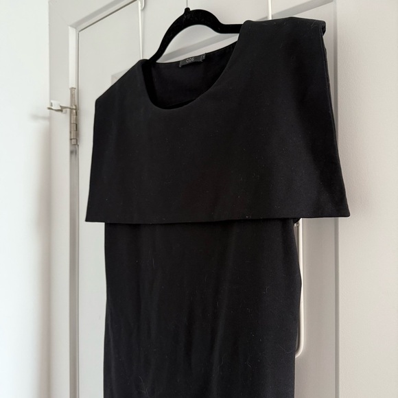 COS black knit dress with front flap and cutout back - size Large (L) - Picture 5 of 8